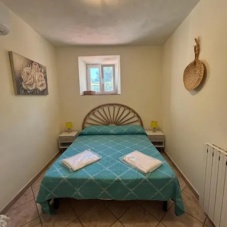 Casa Perla E Conchiglia בית נופש קאפוליברי
