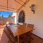Casa Perla E Conchiglia 度假居